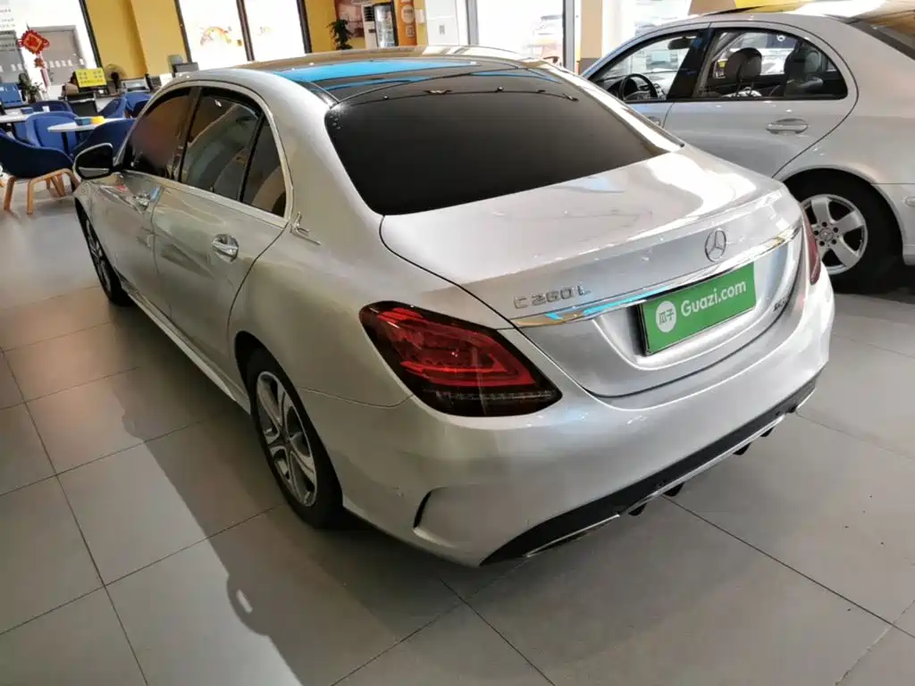 Mercedes-Benz C-Class — миниатюра 5