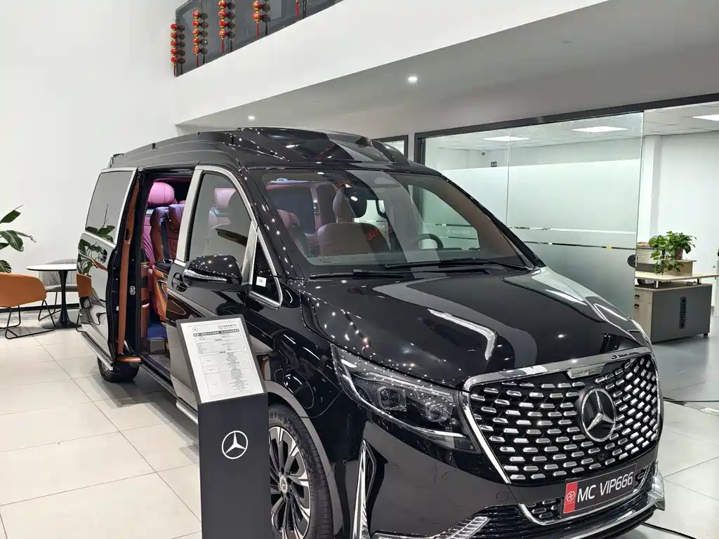 MERCEDES-BENZ V CLASS