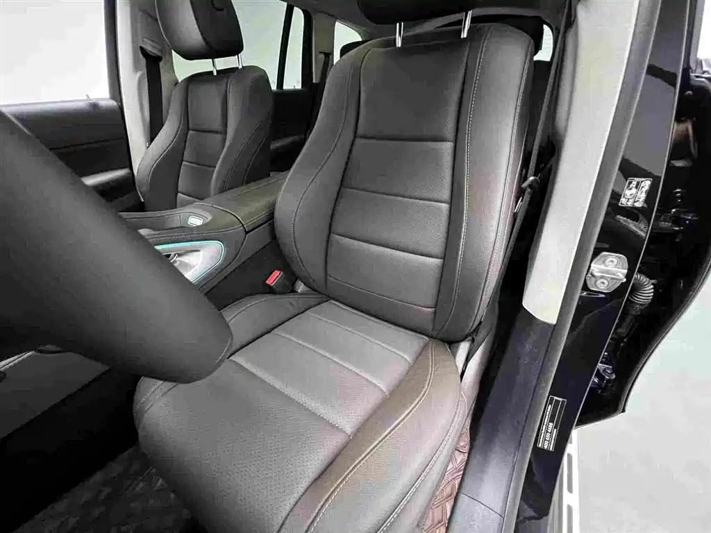 Mercedes-Benz GLS — миниатюра 4