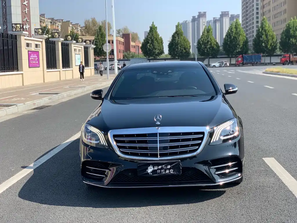 Mercedes-Benz S-Class — миниатюра 2