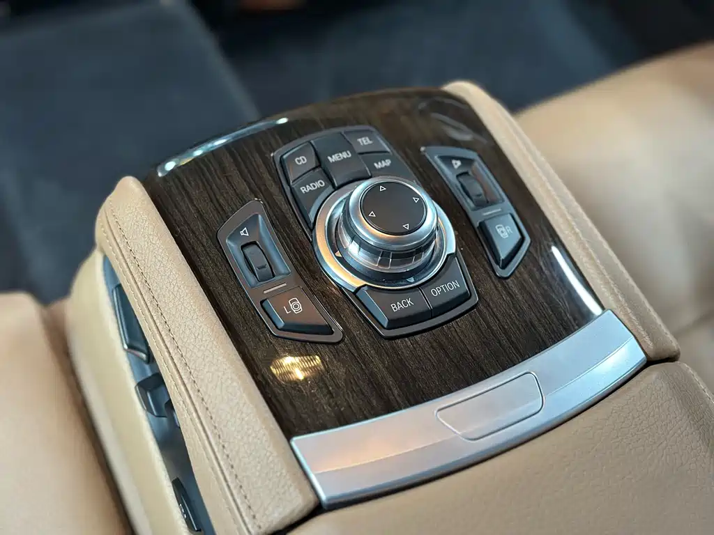BMW 7 Series — фотографии объявления, Фото 23