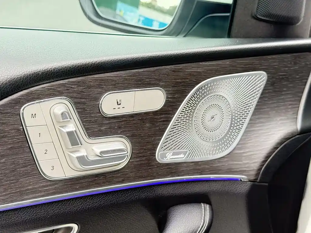 Mercedes-Benz GLE (Import) — миниатюра 4