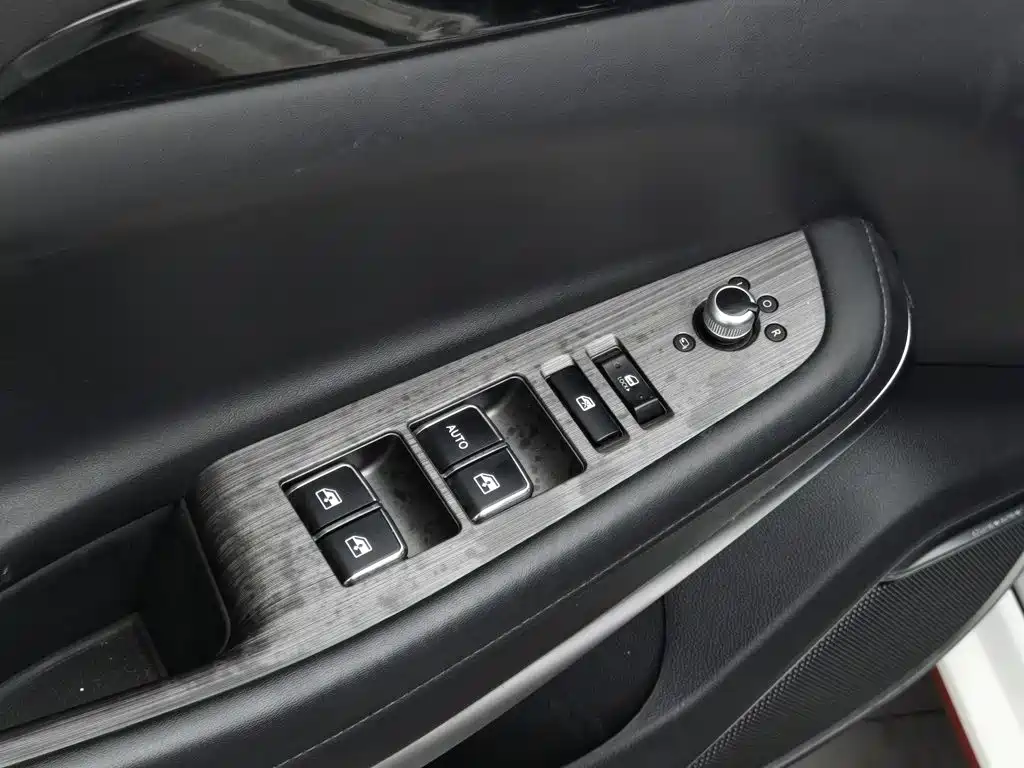 Changan Ruicheng CC — миниатюра 9