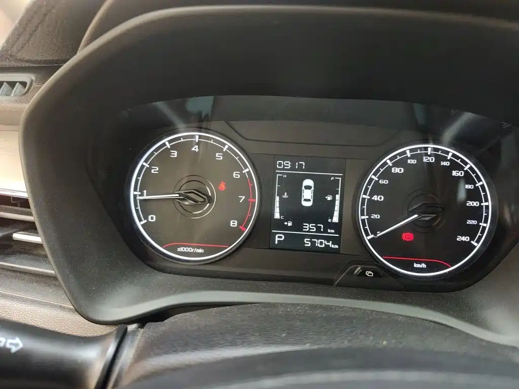 Geely Vision X3 — миниатюра 4