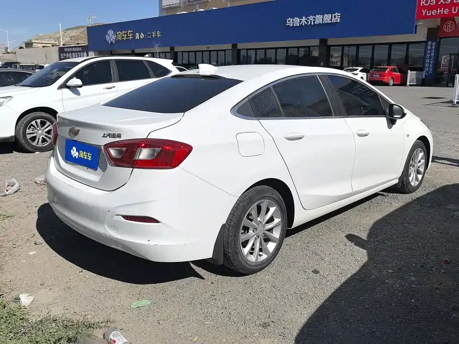 Chevrolet Cruze — миниатюра 3