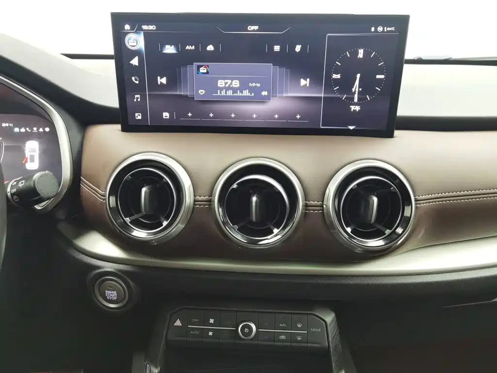 Wey Wey VV6 — миниатюра 12