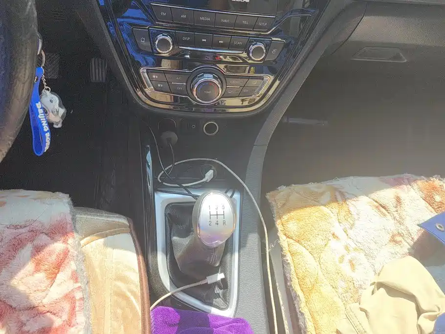 Changan V7 — миниатюра 15