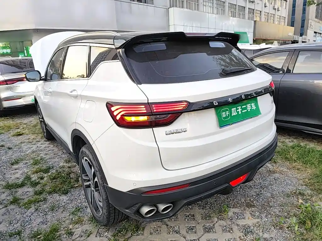 Geely Binyue — миниатюра 5