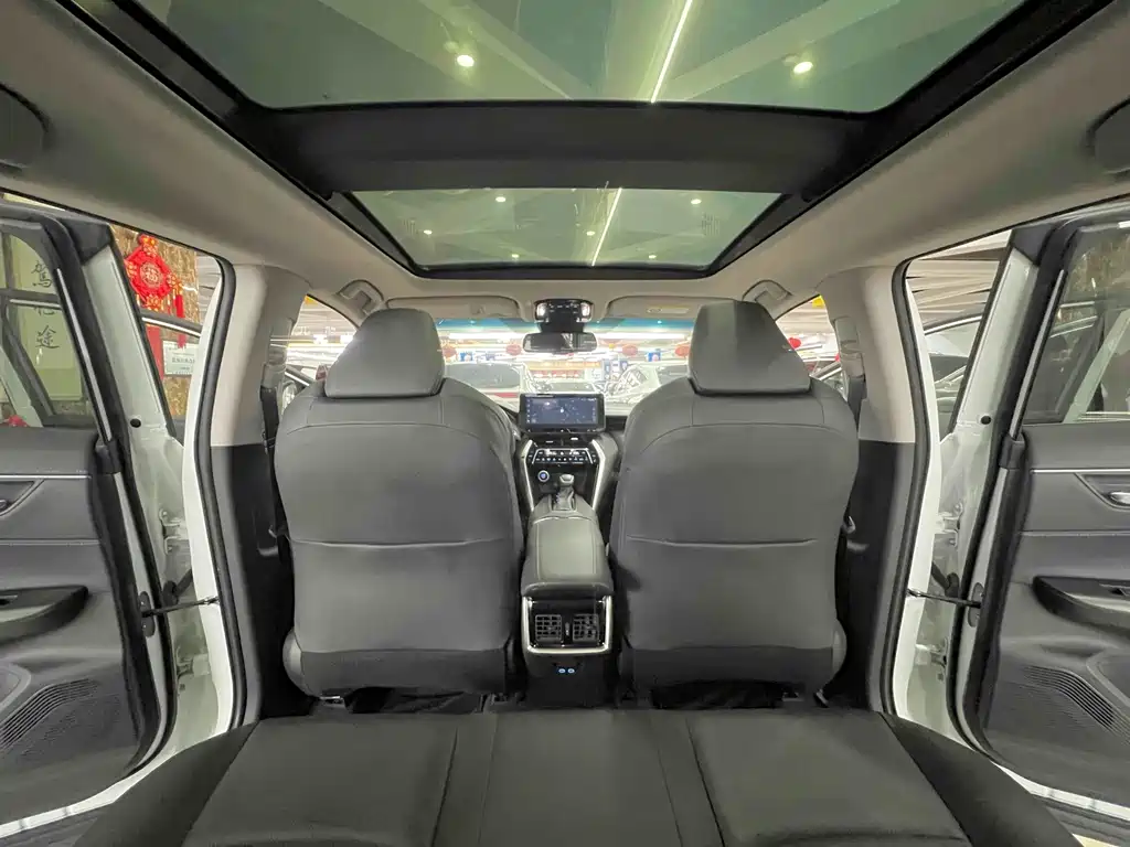 TOYOTA LING FANG HARRIER