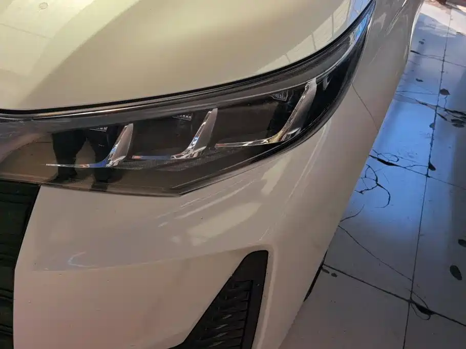 GAC Motor Trumpchi M6 — миниатюра 5