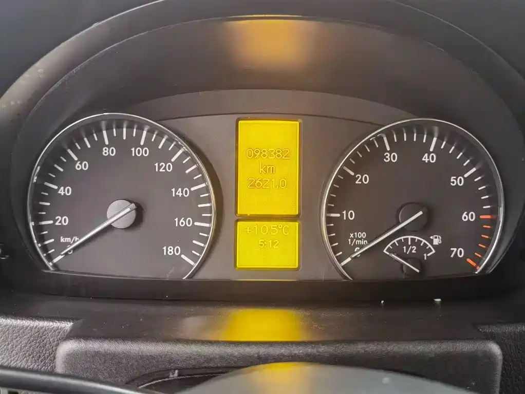 Mercedes-Benz Sprinter