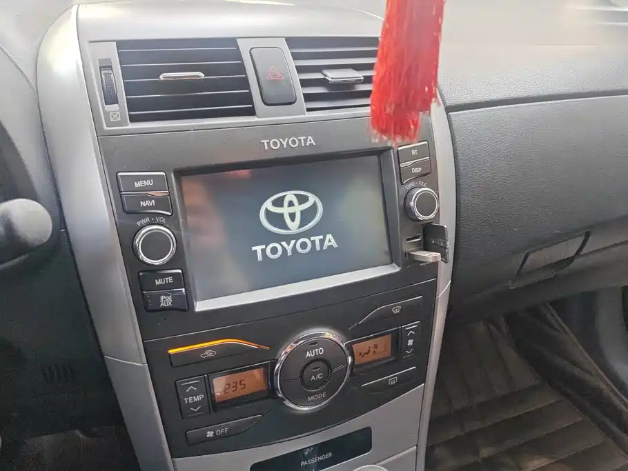 Toyota Corolla — миниатюра 13
