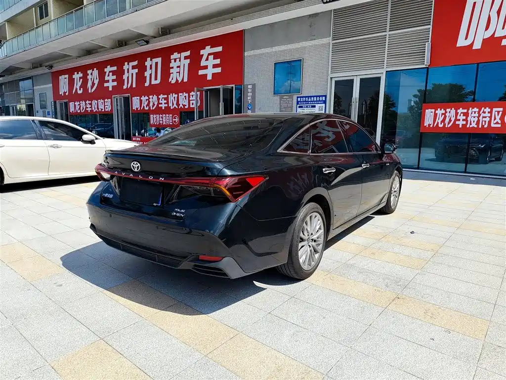 Toyota Avalon — миниатюра 9