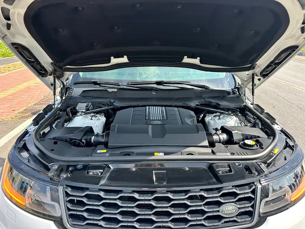 Land Rover Sport — миниатюра 17