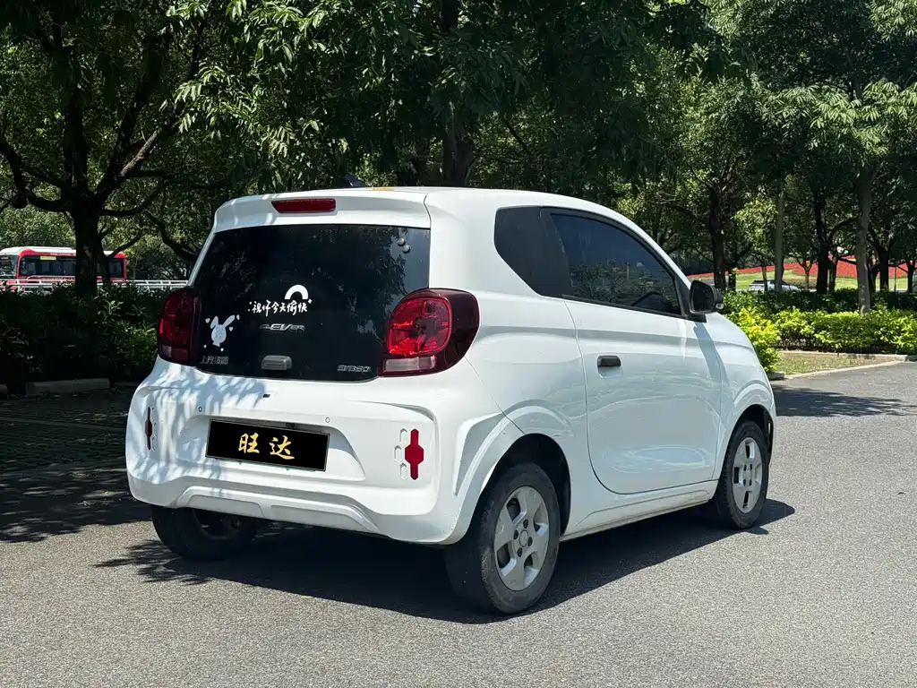 Roewe Clever — миниатюра 7