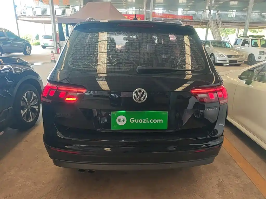Volkswagen Tiguan L L 2018 330TSI AT