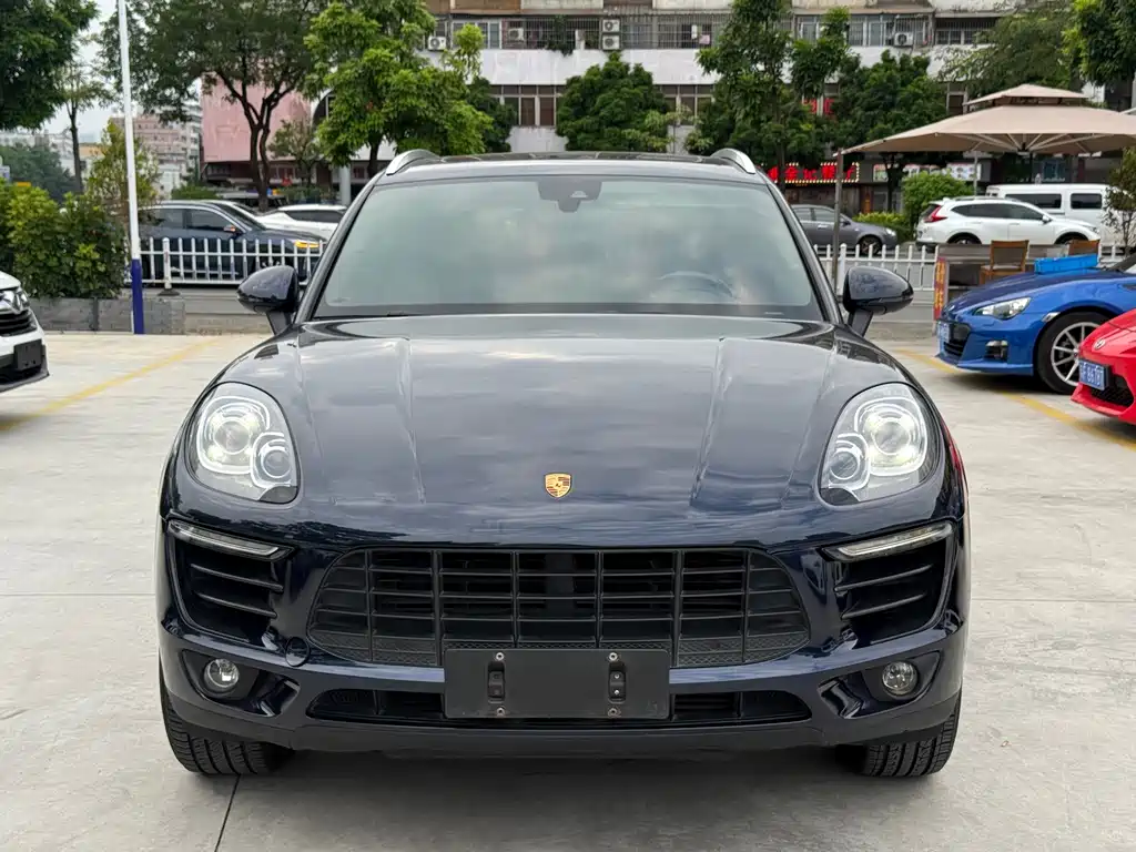 Porsche Macan — миниатюра 2