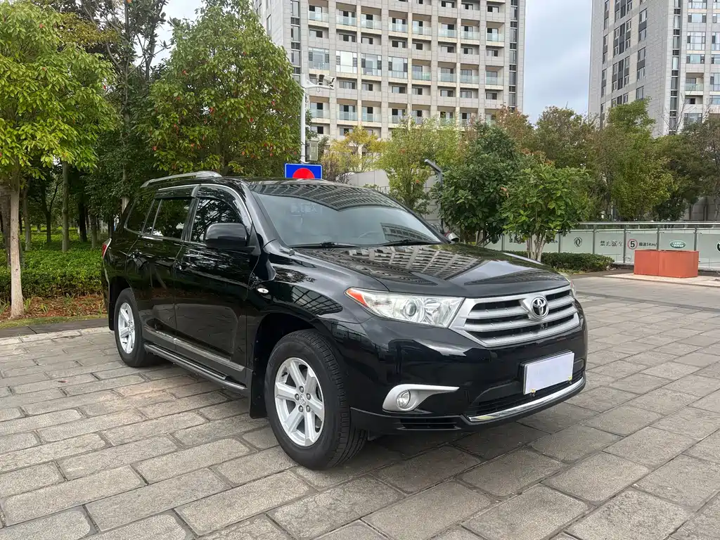 Toyota Highlander — миниатюра 3