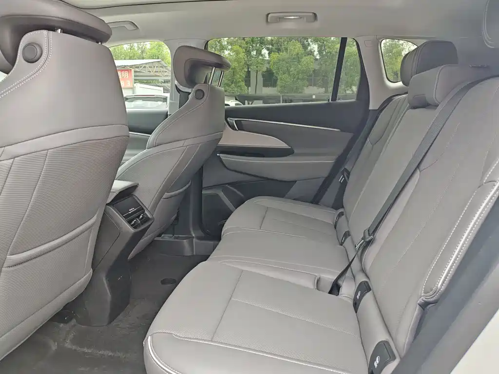 Buick E5 2025 620KM Premium