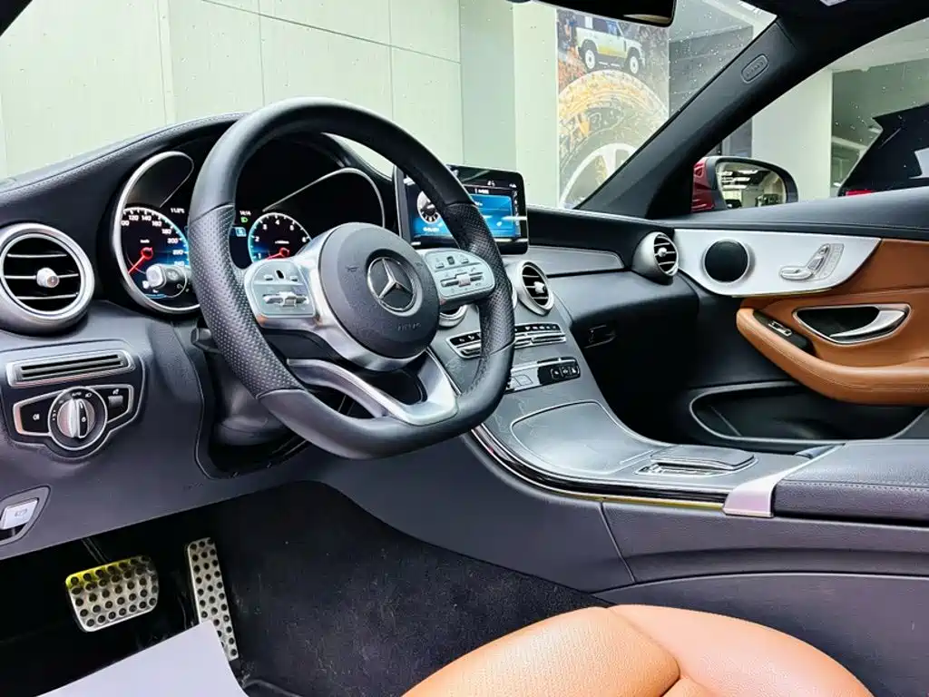 Mercedes-Benz C-Class (Import) — миниатюра 11