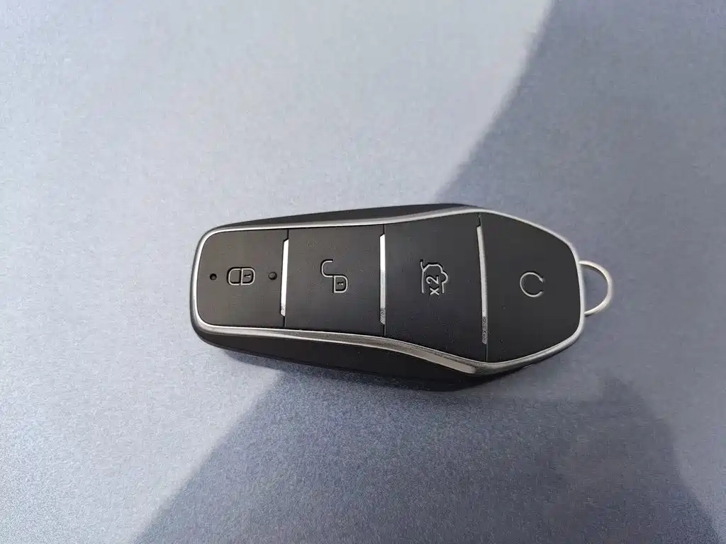 BYD Seal — миниатюра 19