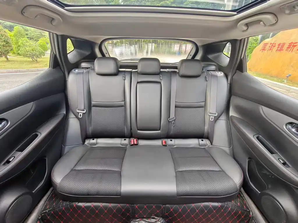 Nissan Qashqai — миниатюра 15