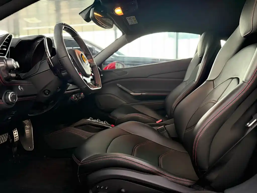 Ferrari 488 — миниатюра 10