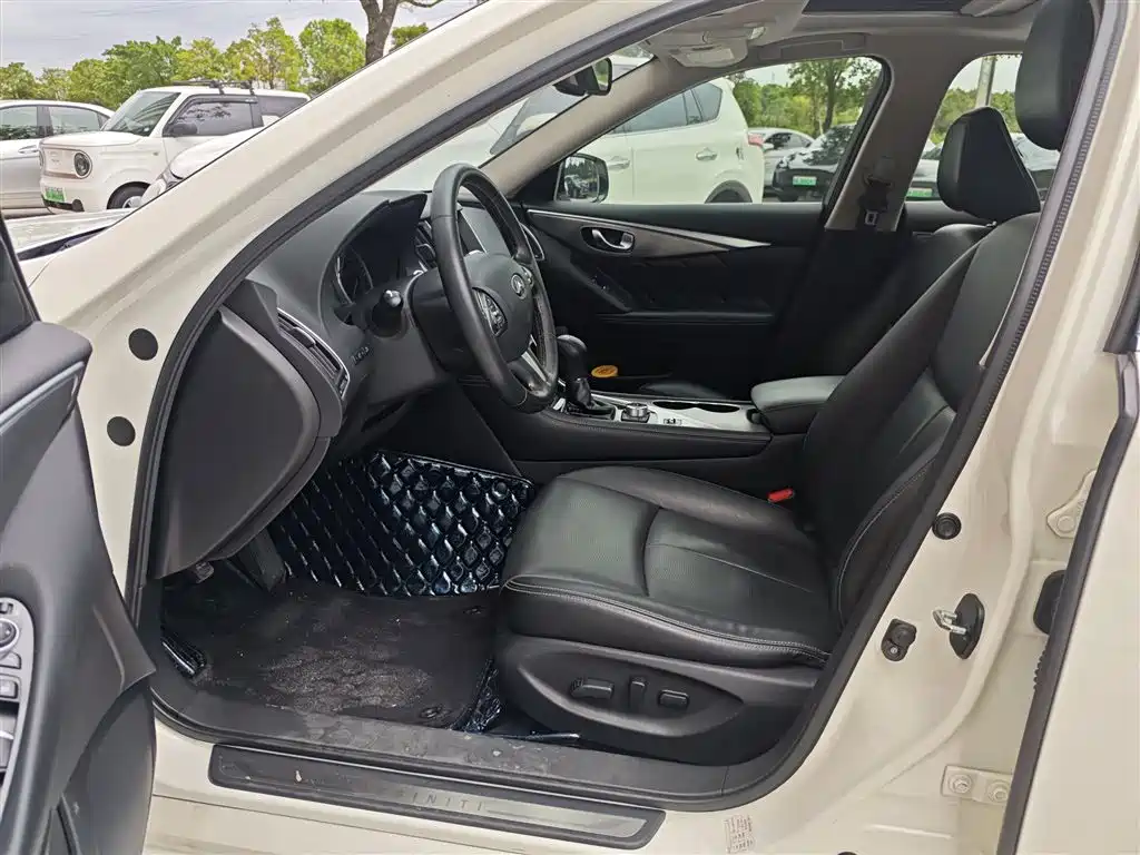 Infiniti Q50L — миниатюра 4