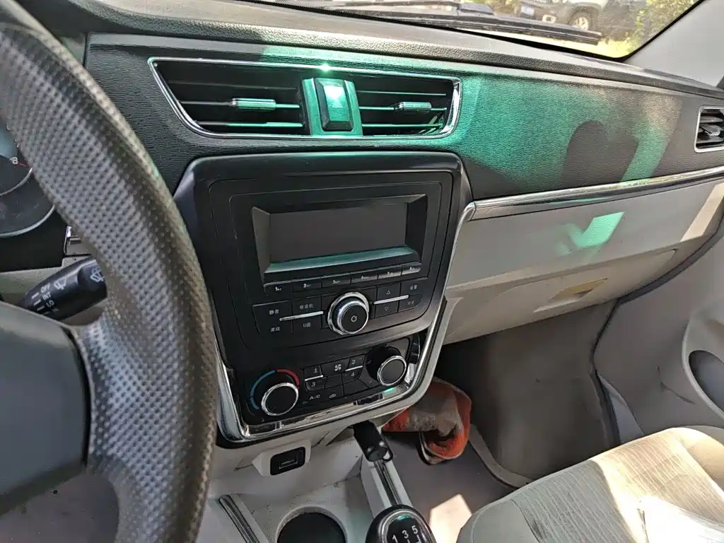 Jinbei Hiace X30L CNG — миниатюра 9