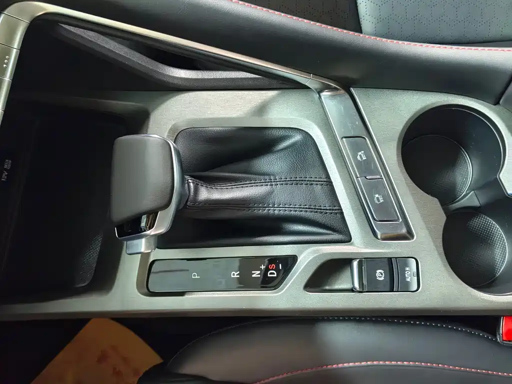 Changan CS35PLUS — миниатюра 14