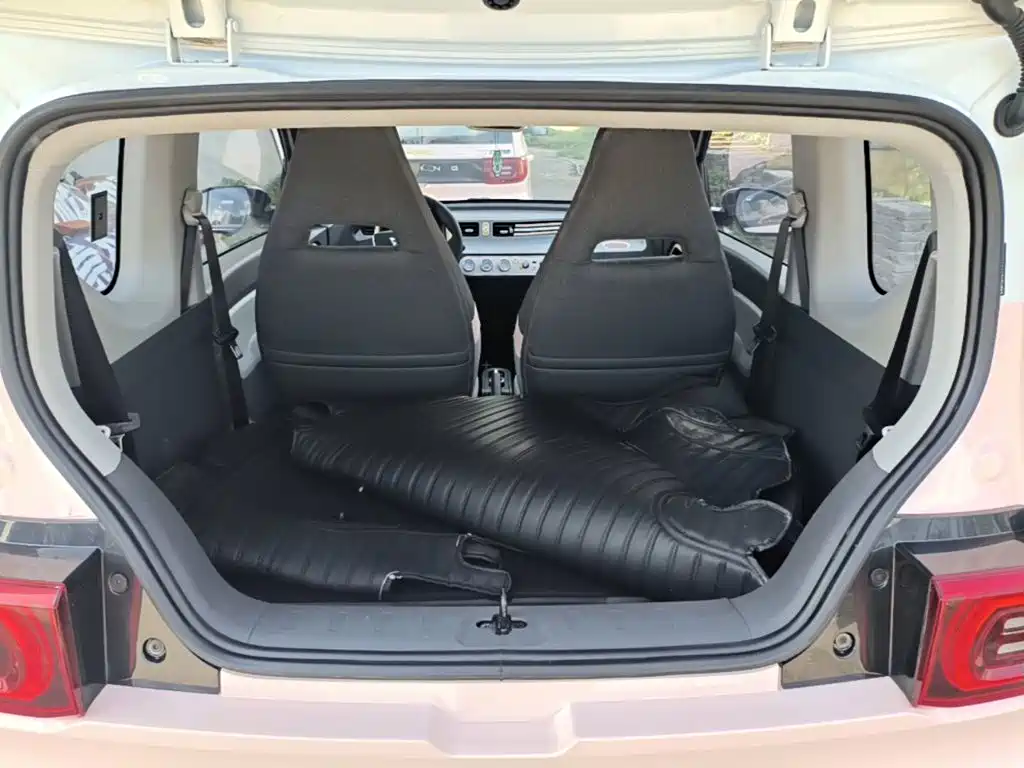 Wuling MINIEV — миниатюра 19