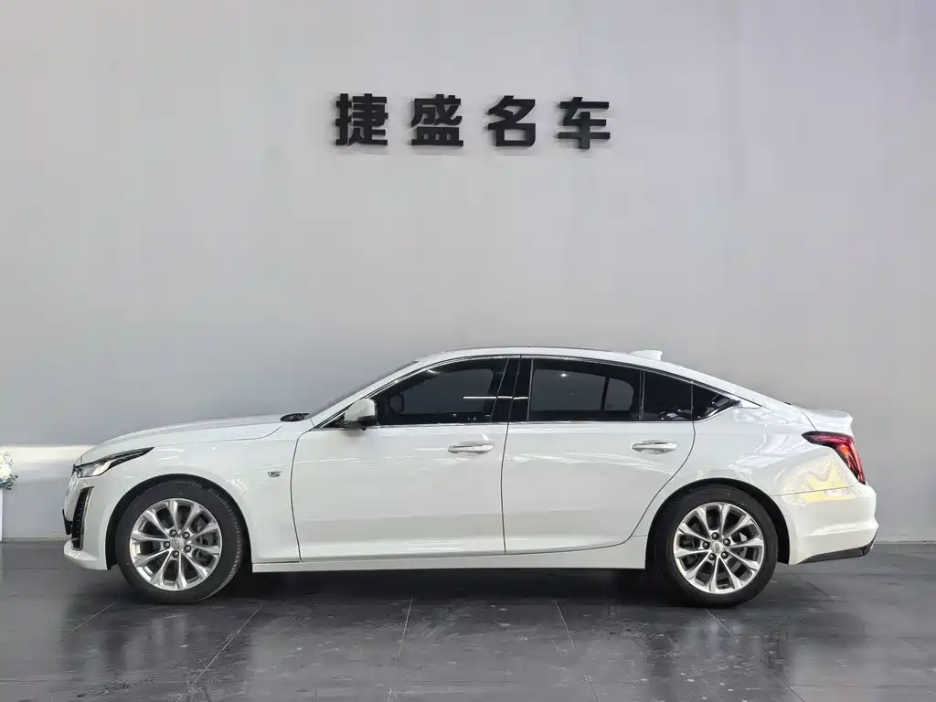 Cadillac CT5 2022 28T Luxury （ Standard ）