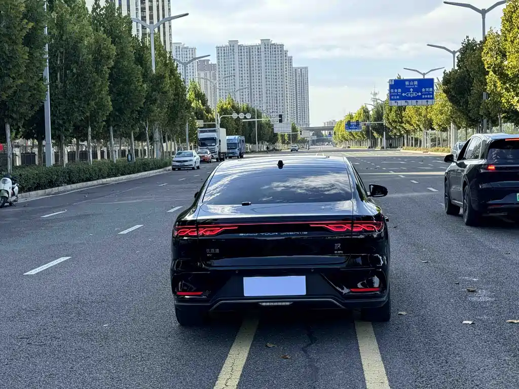 BYD Han — миниатюра 8