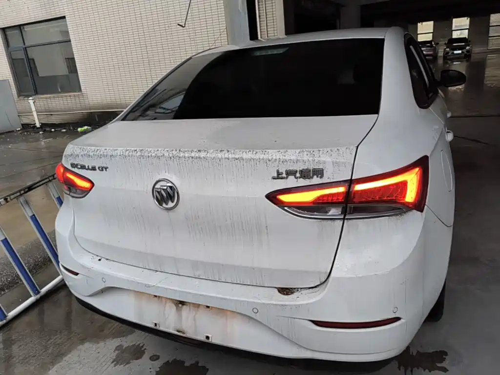 Buick Excelle — миниатюра 6