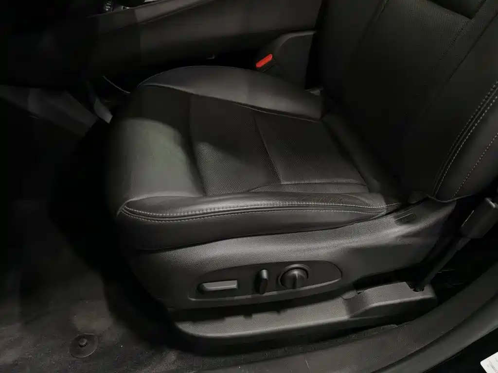 Buick Enclave — миниатюра 20