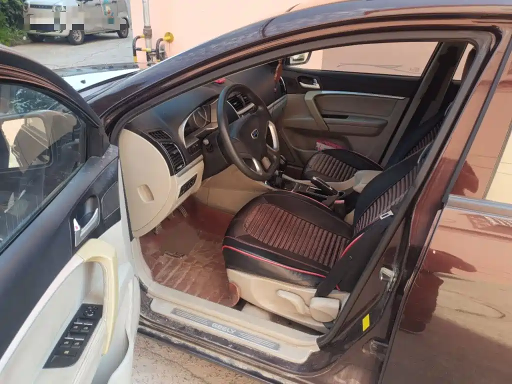 Geely Emgrand — миниатюра 12