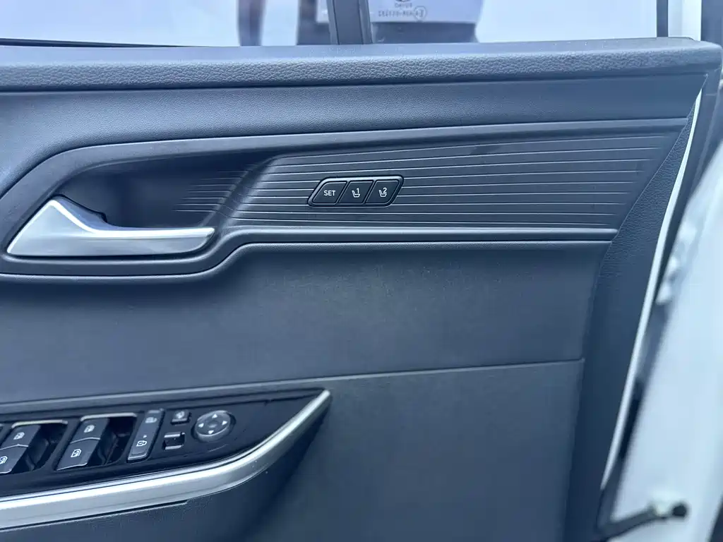 Hyundai Custo — миниатюра 9