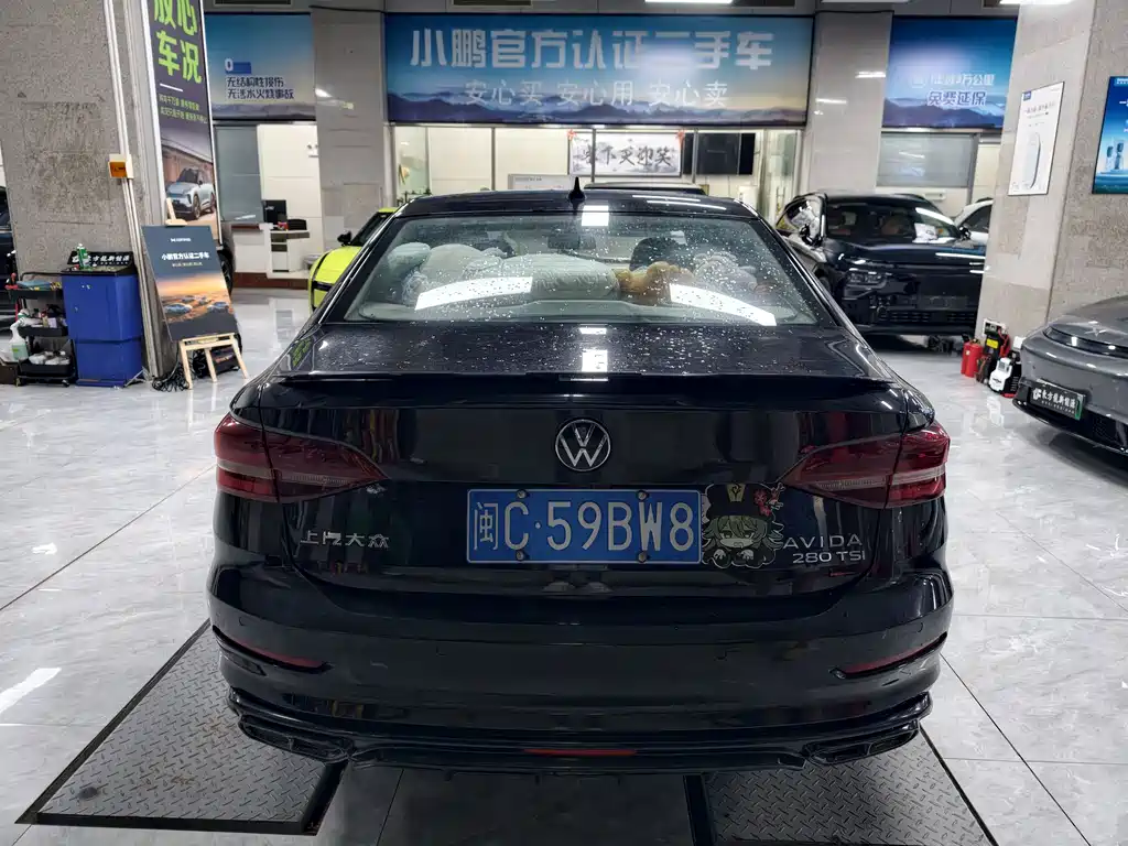 Volkswagen Lavida — миниатюра 9