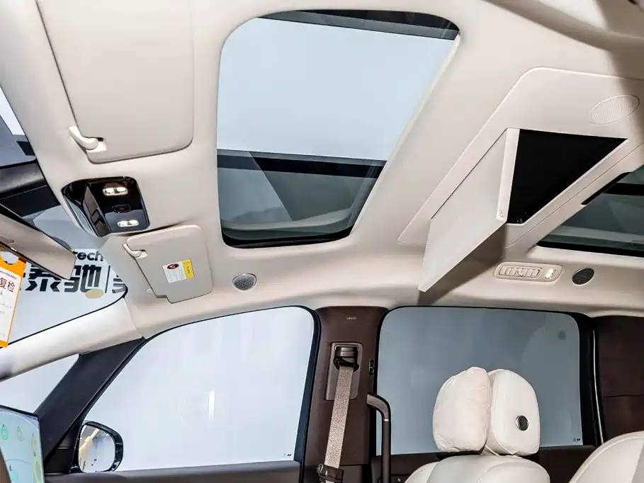 Li Auto Li MEGA — миниатюра 25