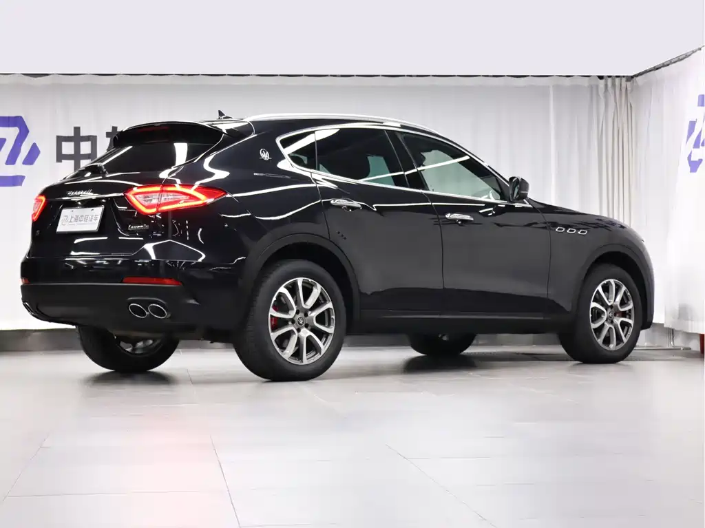 Maserati Levante — миниатюра 3