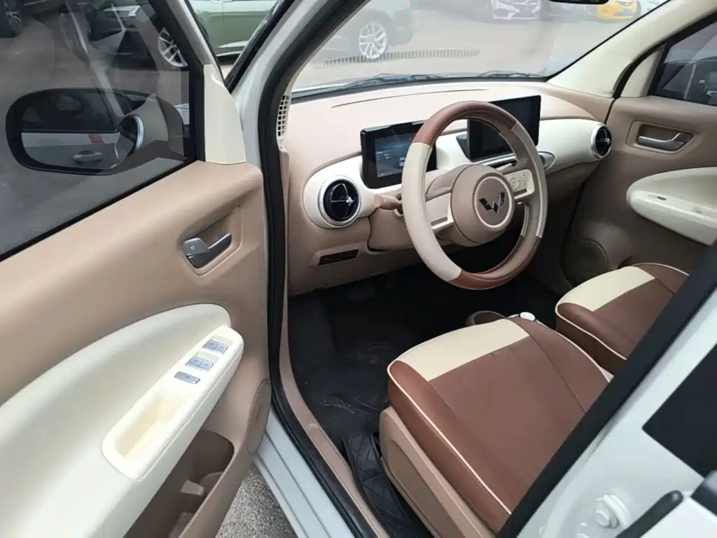 Wuling MINIEV — миниатюра 16