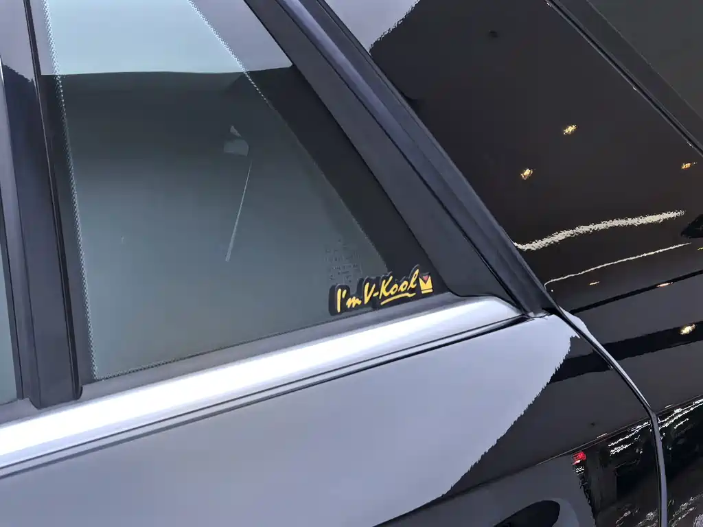 Mercedes-Benz GLE (Import) — миниатюра 19