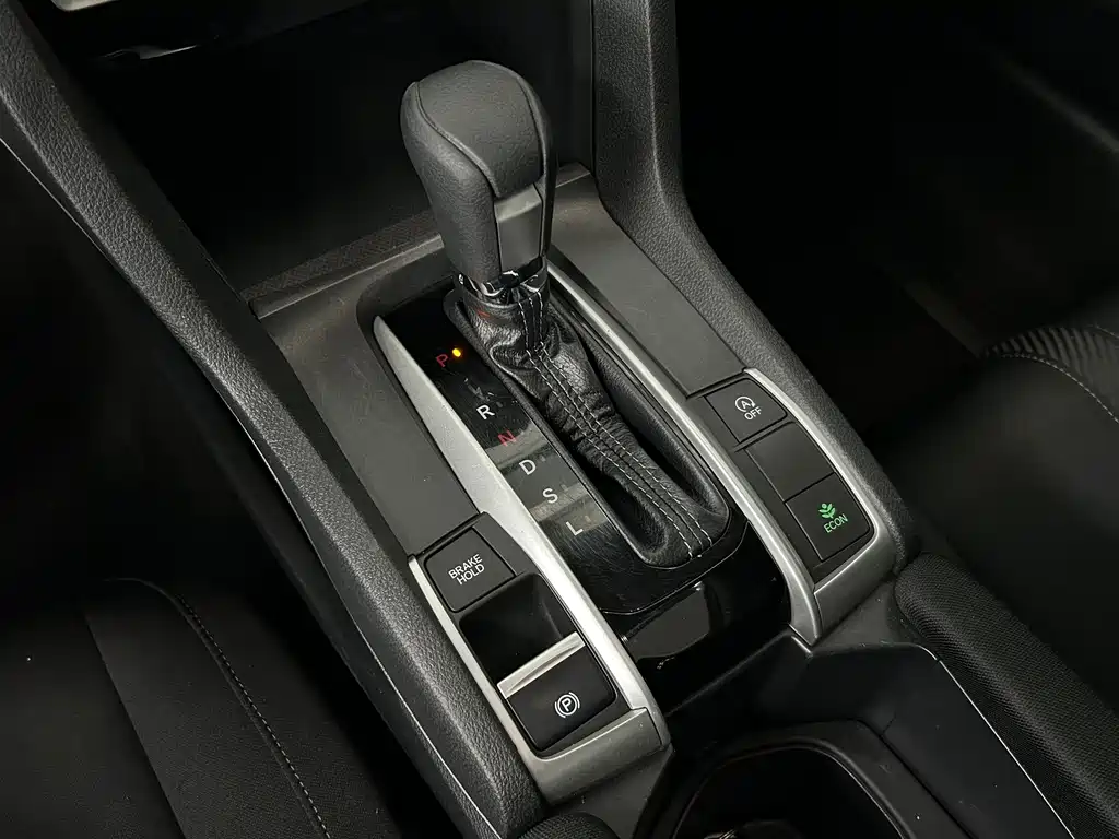 Honda Civic — миниатюра 17