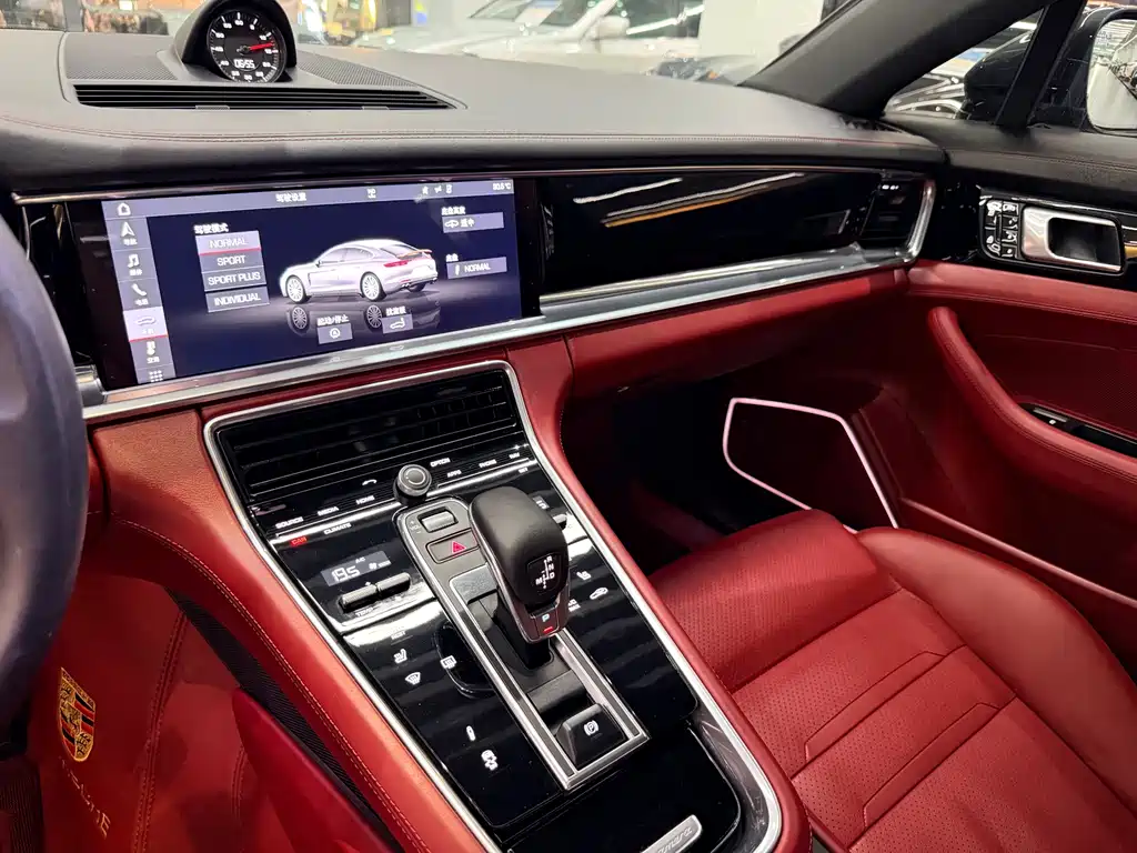 Porsche Panamera — миниатюра 8