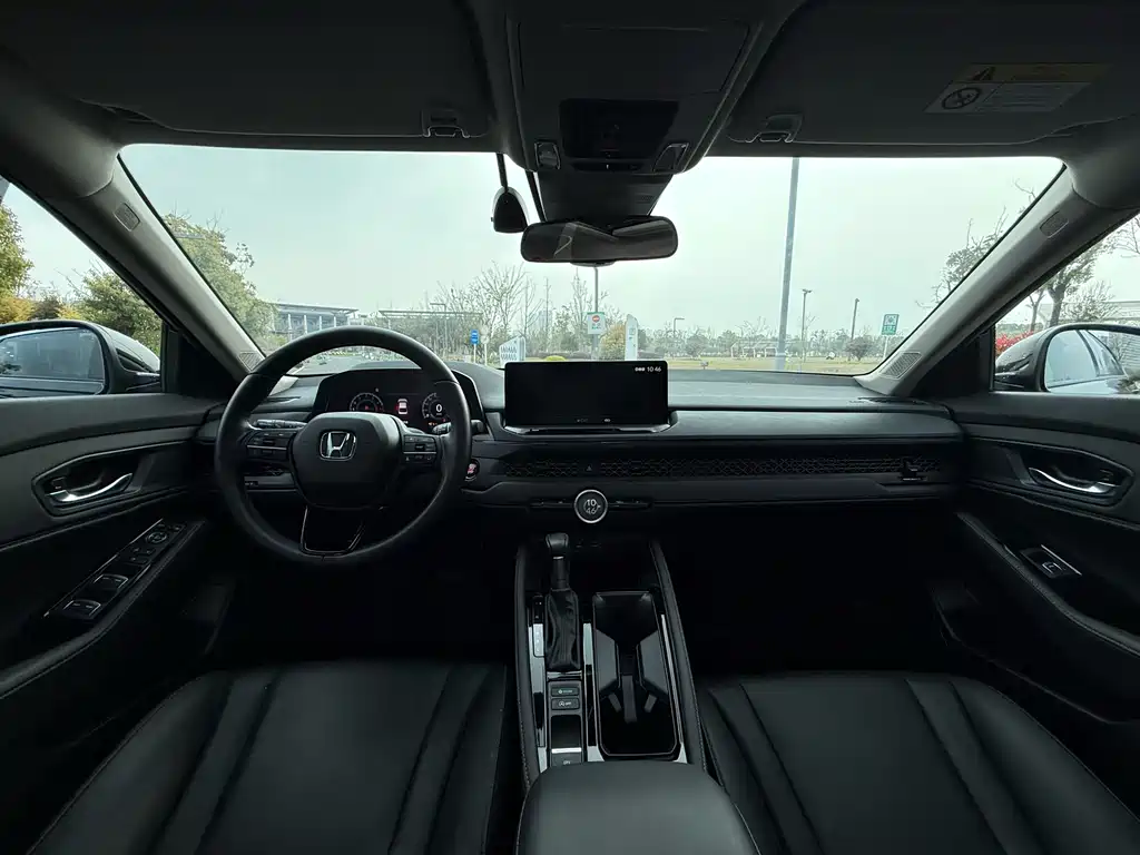 Honda Accord 2025 260TURBO Luxury