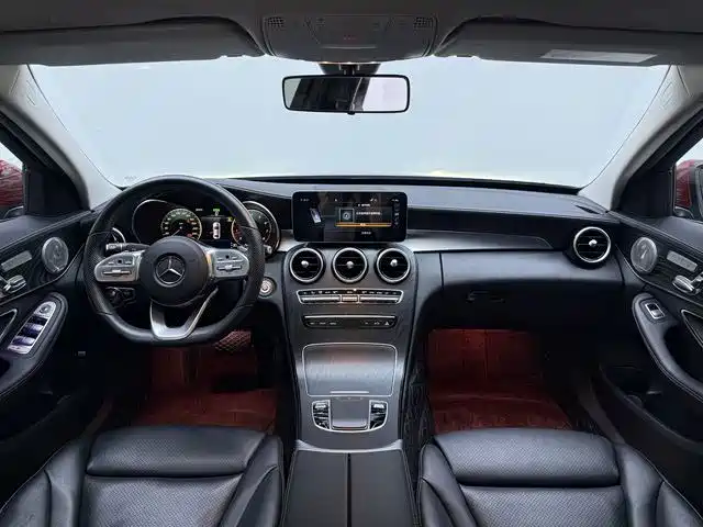 Mercedes-Benz C-Class — миниатюра 7