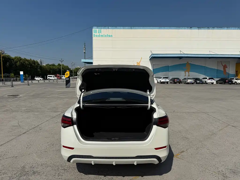 Nissan Sylphy — миниатюра 17