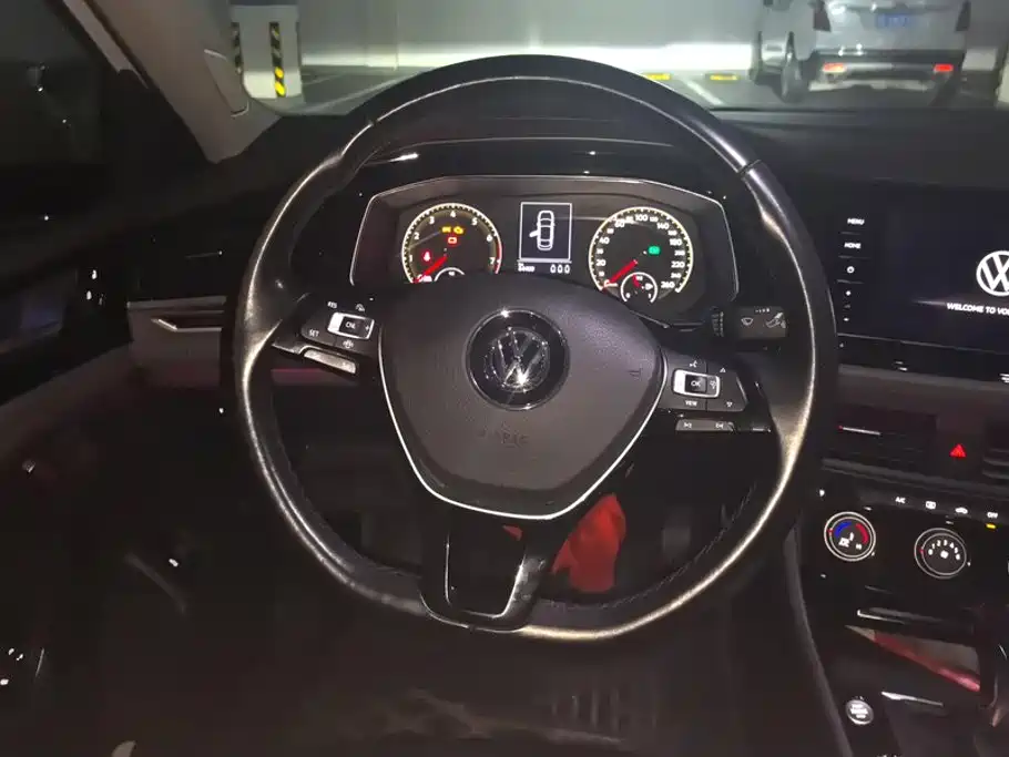 Volkswagen Sagitar — миниатюра 15