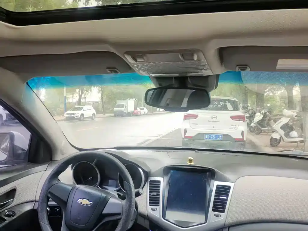 Chevrolet Cruze — миниатюра 4