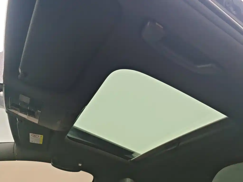 Volkswagen Golf — миниатюра 18